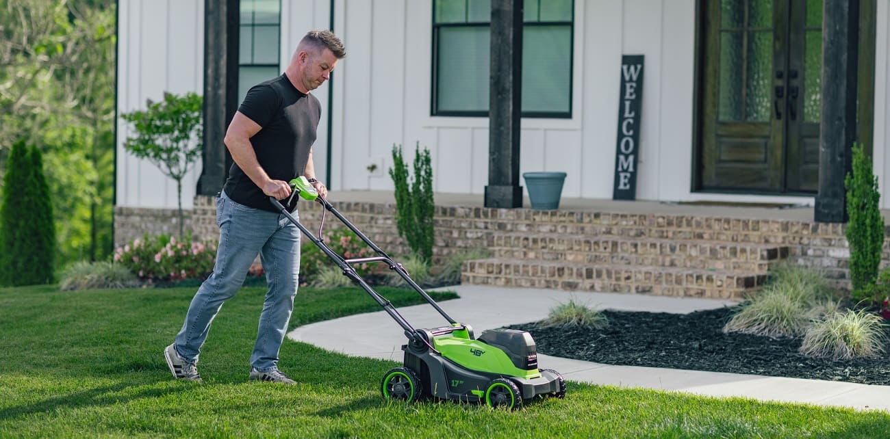 Greenworks GD24X2LM411: мощная косилка с АКБ
