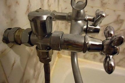 Как самостоятельно подключить стиральную машину: пошаговая инструкция по монтажу Как самостоятельно подключить стиральную машину: пошаговая инструкция по монтажу