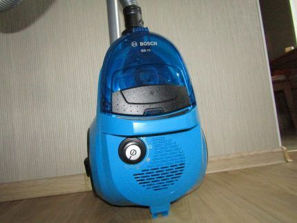 Обзор пылесоса Bosch GS-10: на страже порядка – компактные циклонники Обзор пылесоса Bosch GS-10: на страже порядка – компактные циклонники