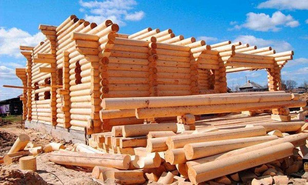 Строительство дома из оцилиндрованного бруса: нюансы, плюсы и минусы | Наши решения Строительство дома из оцилиндрованного бруса: нюансы, плюсы и минусы | Наши решения
