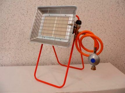 Газовые инфракрасные излучатели для промышленных помещений: устройство, принцип действия, разновидности Газовые инфракрасные излучатели для промышленных помещений: устройство, принцип действия, разновидности