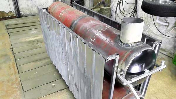 Печь из газовых баллонов сделанная своими руками Печь из газовых баллонов сделанная своими руками