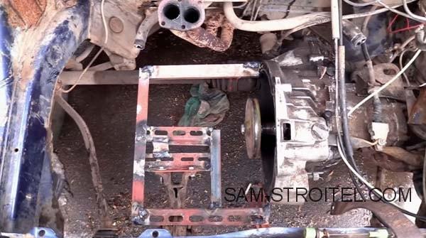 Установил двигатель от мотоблока на ВАЗ-21099: показываю что получилось