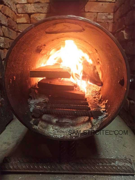 Печь из газового баллона с теплообменником (греет люто)