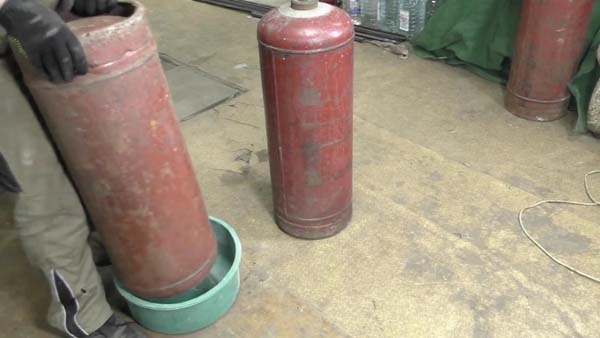 Печь из газовых баллонов сделанная своими руками Печь из газовых баллонов сделанная своими руками