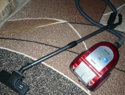 Обзор пылесоса Самсунг SC6570: щетка Pet Brush не оставит шерсти ни одного шанса